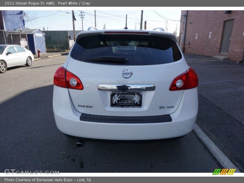 Pearl White / Gray 2011 Nissan Rogue SV AWD