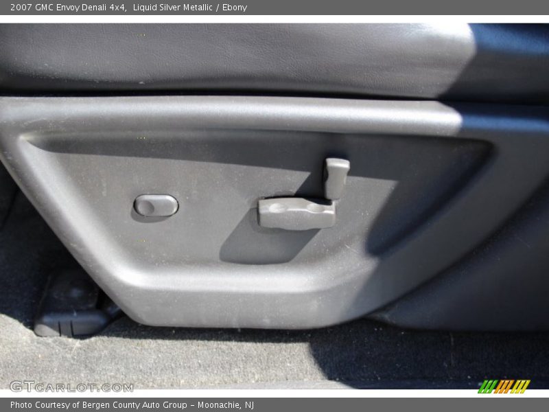 Liquid Silver Metallic / Ebony 2007 GMC Envoy Denali 4x4