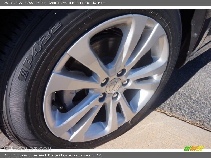 Granite Crystal Metallic / Black/Linen 2015 Chrysler 200 Limited