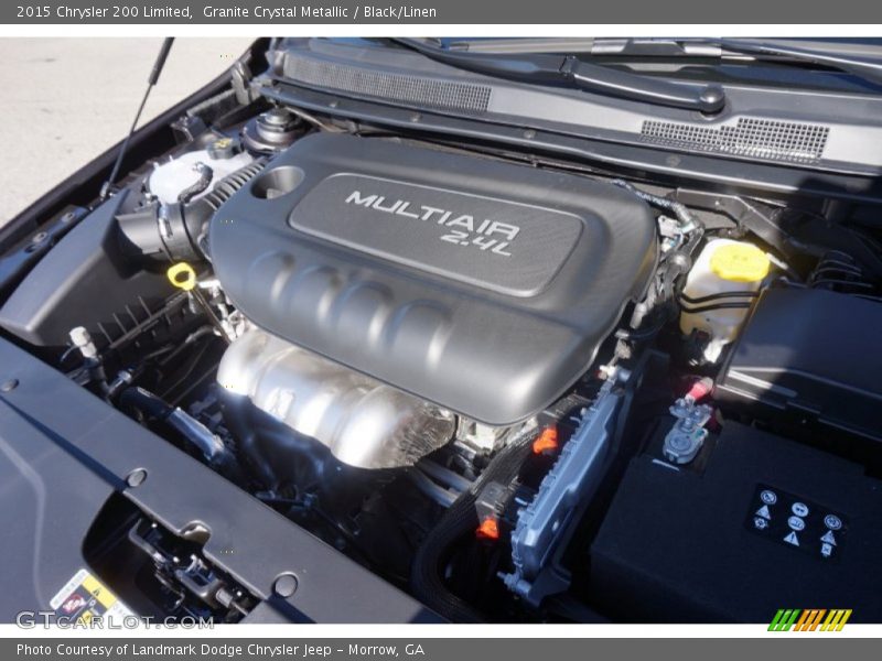 Granite Crystal Metallic / Black/Linen 2015 Chrysler 200 Limited