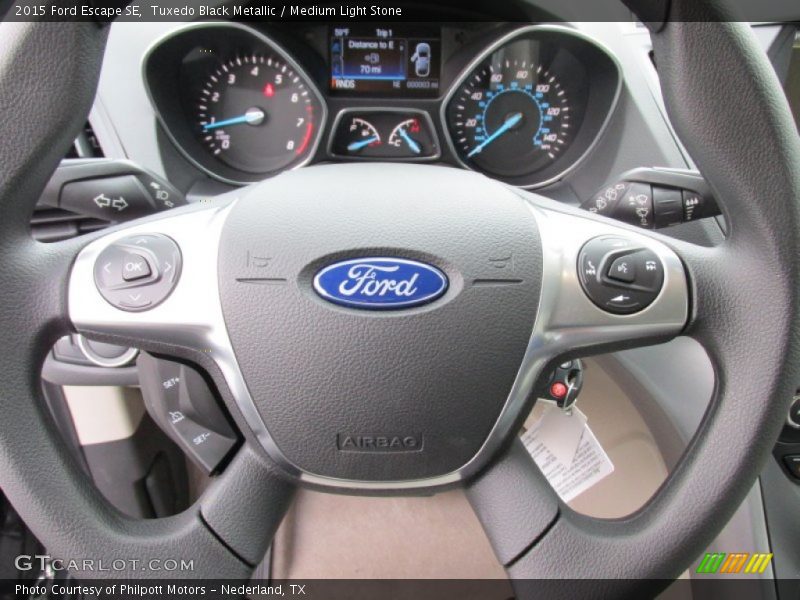 Tuxedo Black Metallic / Medium Light Stone 2015 Ford Escape SE