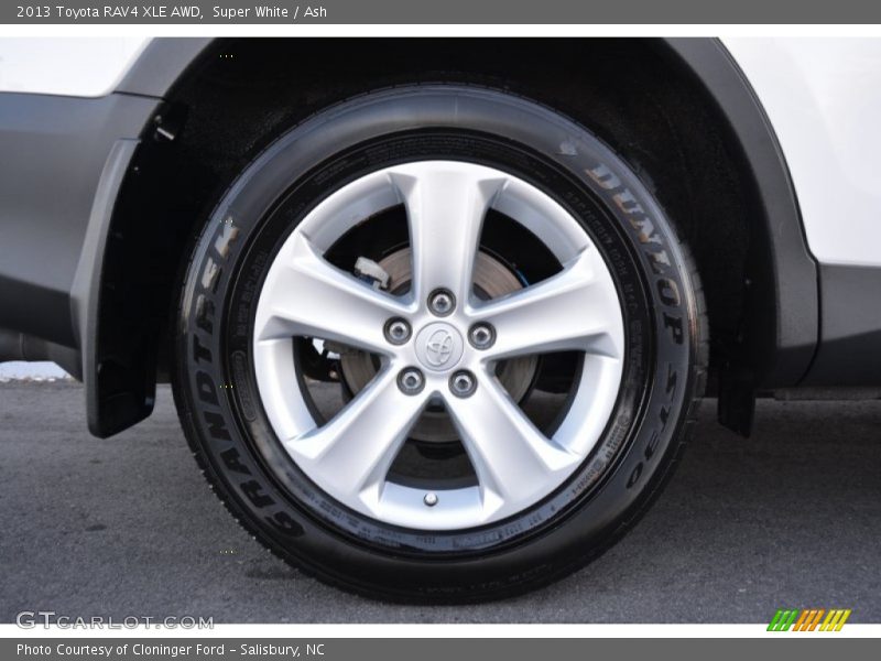 Super White / Ash 2013 Toyota RAV4 XLE AWD