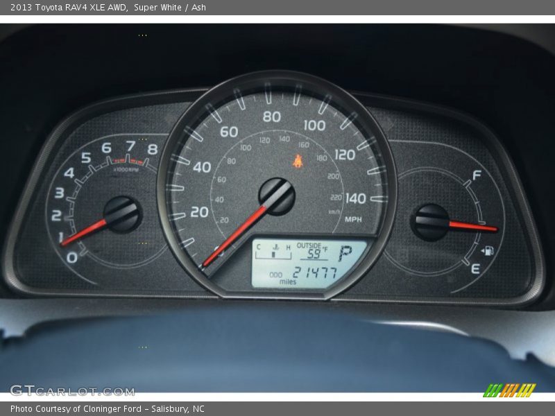 Super White / Ash 2013 Toyota RAV4 XLE AWD