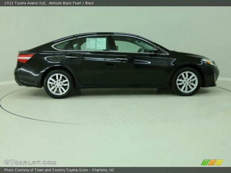 Attitude Black Pearl / Black 2013 Toyota Avalon XLE