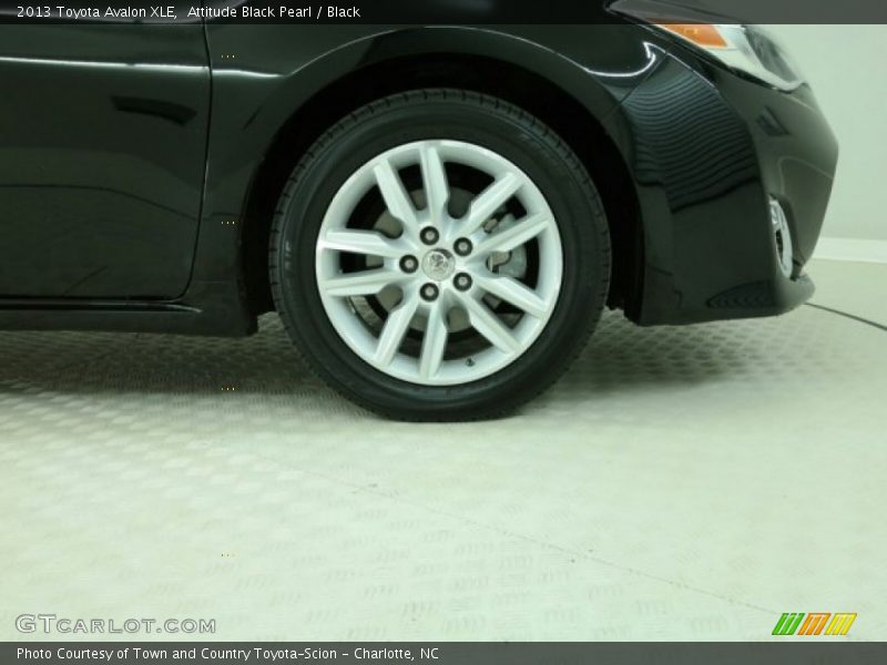Attitude Black Pearl / Black 2013 Toyota Avalon XLE