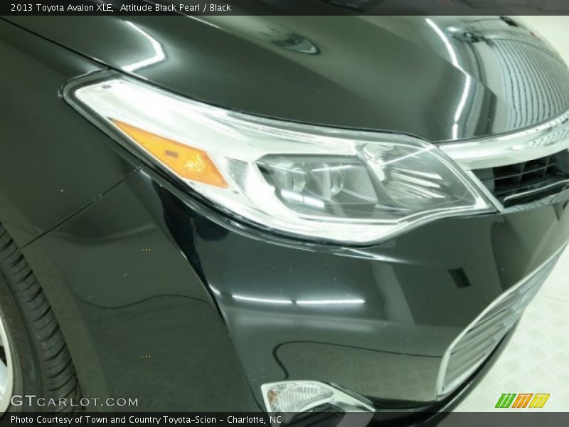 Attitude Black Pearl / Black 2013 Toyota Avalon XLE