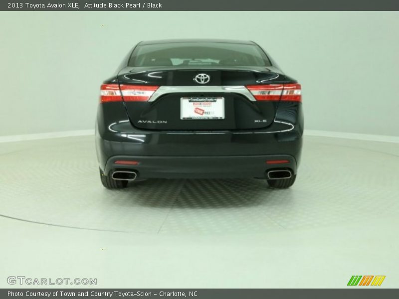 Attitude Black Pearl / Black 2013 Toyota Avalon XLE