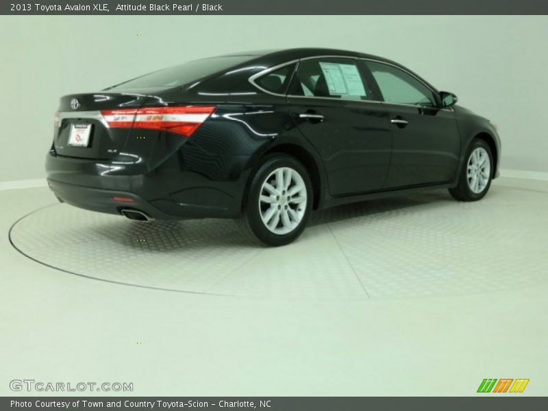 Attitude Black Pearl / Black 2013 Toyota Avalon XLE