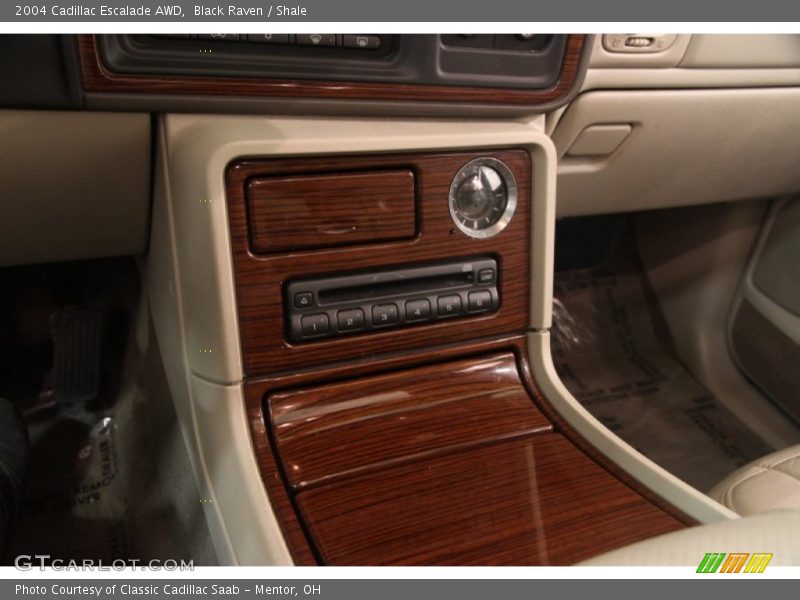 Black Raven / Shale 2004 Cadillac Escalade AWD