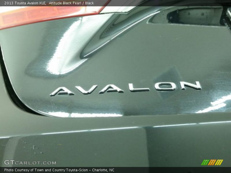 Attitude Black Pearl / Black 2013 Toyota Avalon XLE