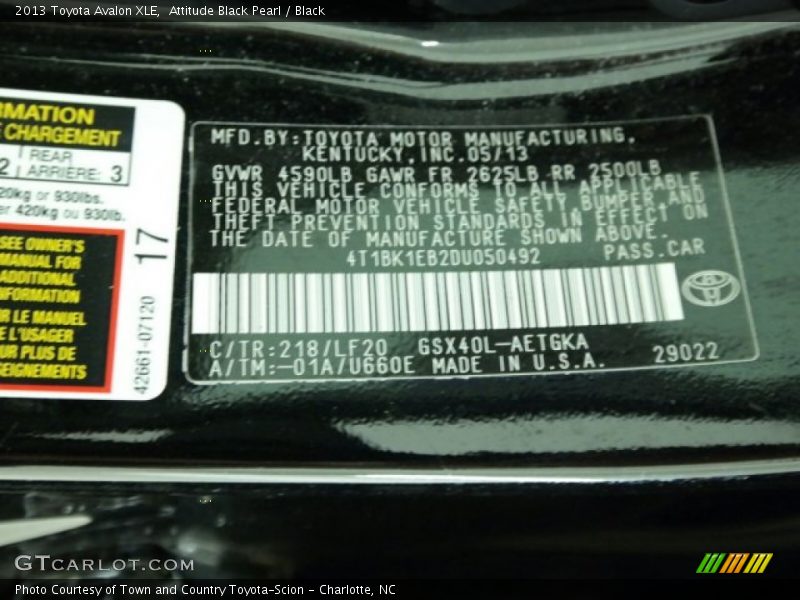 Attitude Black Pearl / Black 2013 Toyota Avalon XLE