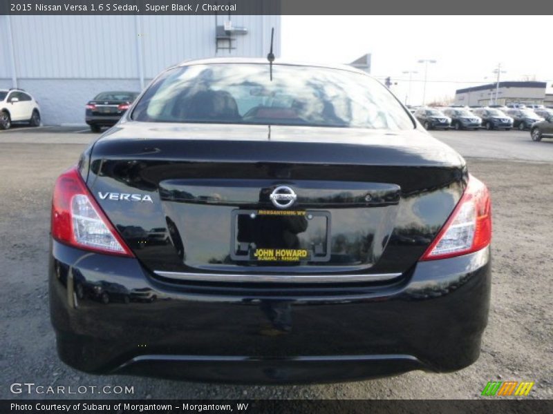 Super Black / Charcoal 2015 Nissan Versa 1.6 S Sedan