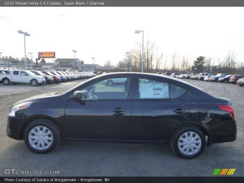 Super Black / Charcoal 2015 Nissan Versa 1.6 S Sedan