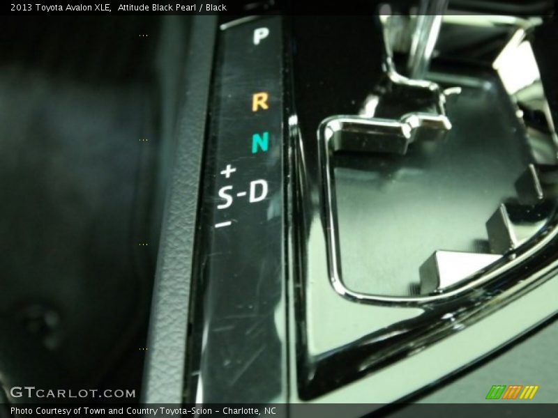 Attitude Black Pearl / Black 2013 Toyota Avalon XLE