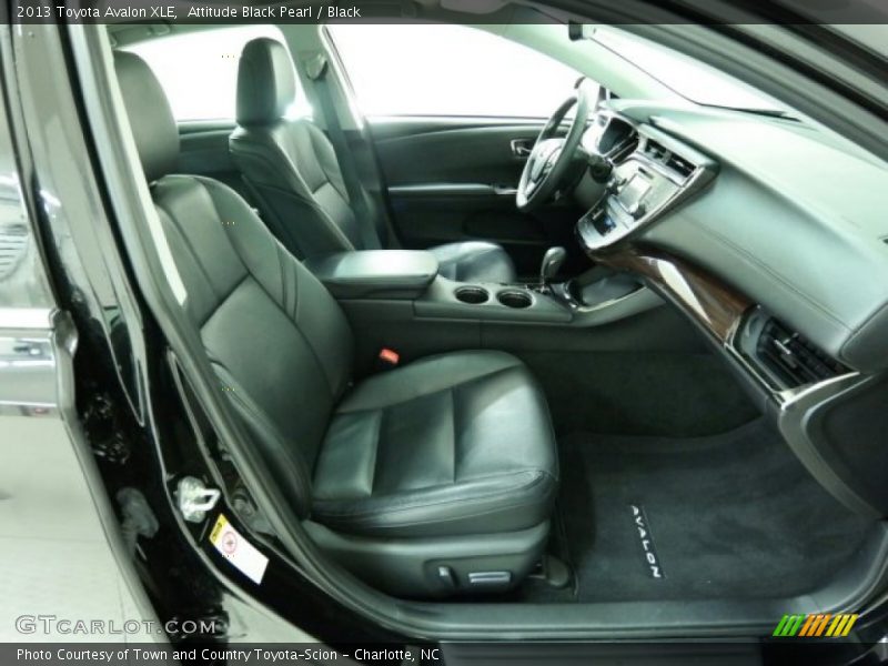 Attitude Black Pearl / Black 2013 Toyota Avalon XLE