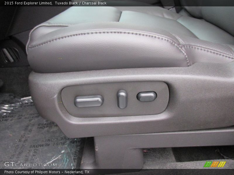 Tuxedo Black / Charcoal Black 2015 Ford Explorer Limited