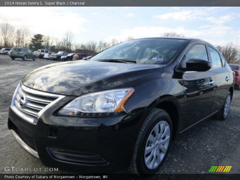 Super Black / Charcoal 2014 Nissan Sentra S