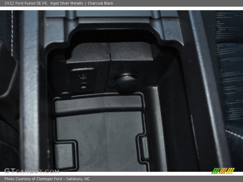 Ingot Silver Metallic / Charcoal Black 2012 Ford Fusion SE V6