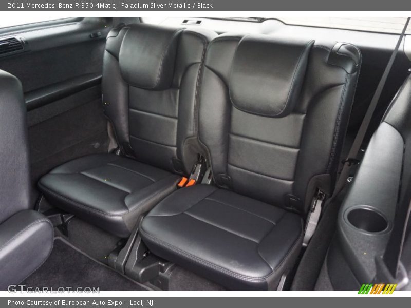 Paladium Silver Metallic / Black 2011 Mercedes-Benz R 350 4Matic