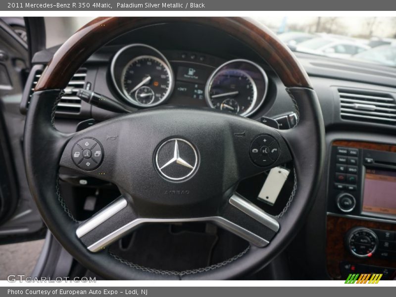 Paladium Silver Metallic / Black 2011 Mercedes-Benz R 350 4Matic