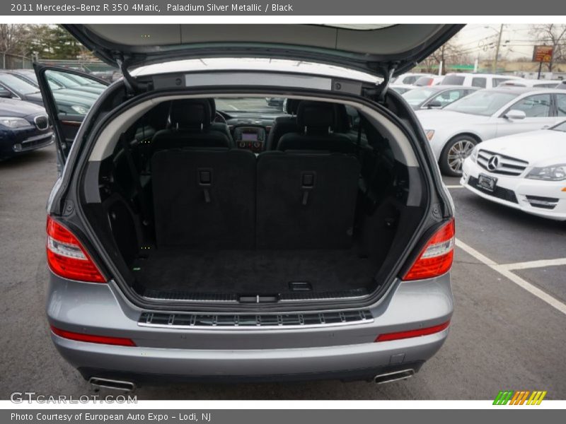 Paladium Silver Metallic / Black 2011 Mercedes-Benz R 350 4Matic