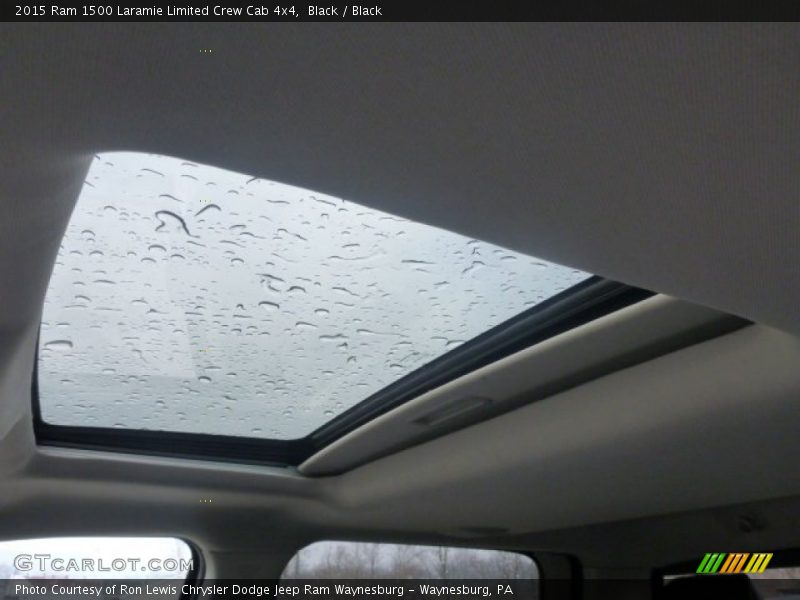 Sunroof of 2015 1500 Laramie Limited Crew Cab 4x4