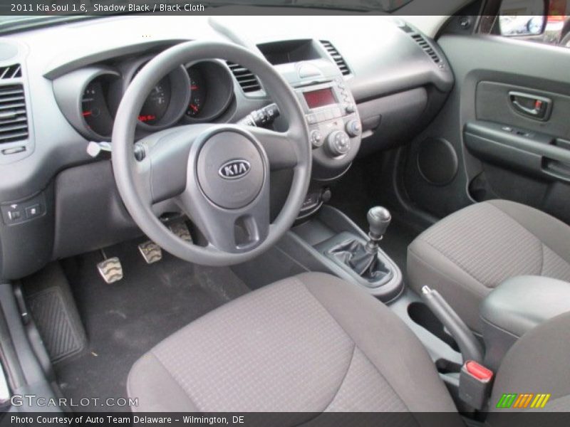 Shadow Black / Black Cloth 2011 Kia Soul 1.6