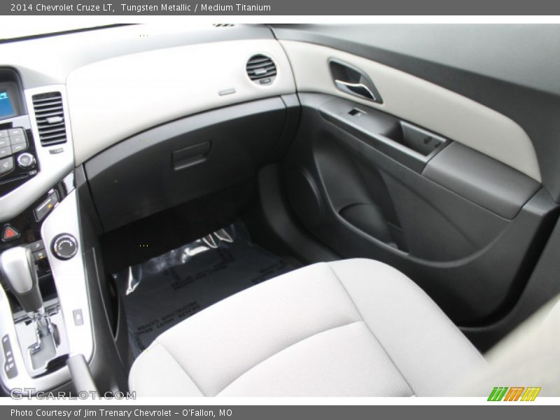 Tungsten Metallic / Medium Titanium 2014 Chevrolet Cruze LT