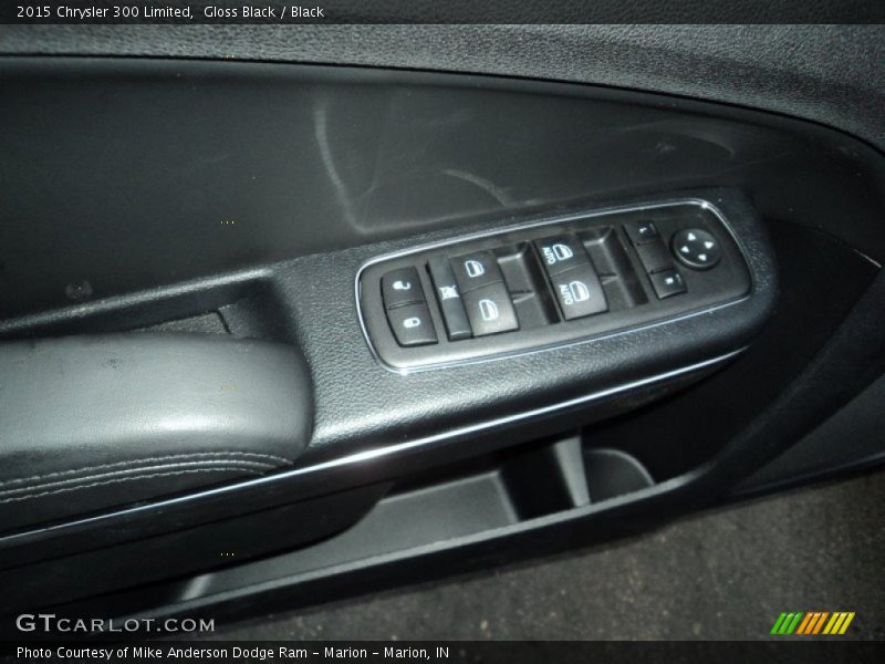 Gloss Black / Black 2015 Chrysler 300 Limited