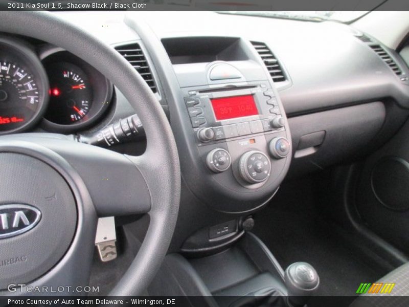 Shadow Black / Black Cloth 2011 Kia Soul 1.6