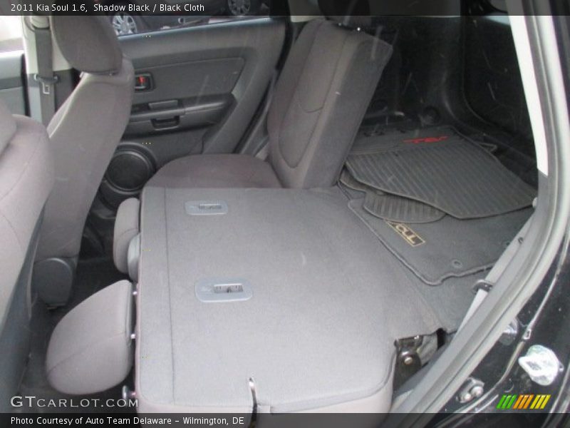 Shadow Black / Black Cloth 2011 Kia Soul 1.6