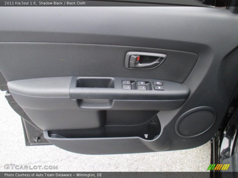 Shadow Black / Black Cloth 2011 Kia Soul 1.6