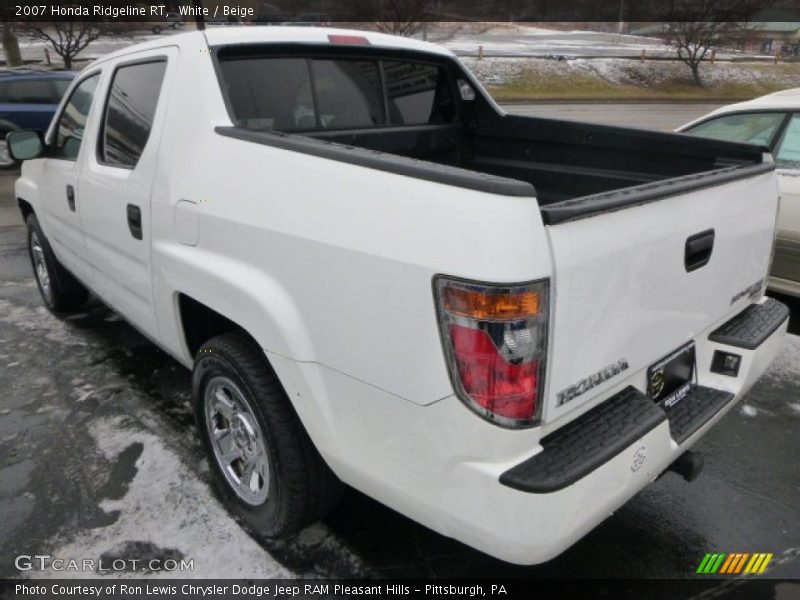 White / Beige 2007 Honda Ridgeline RT