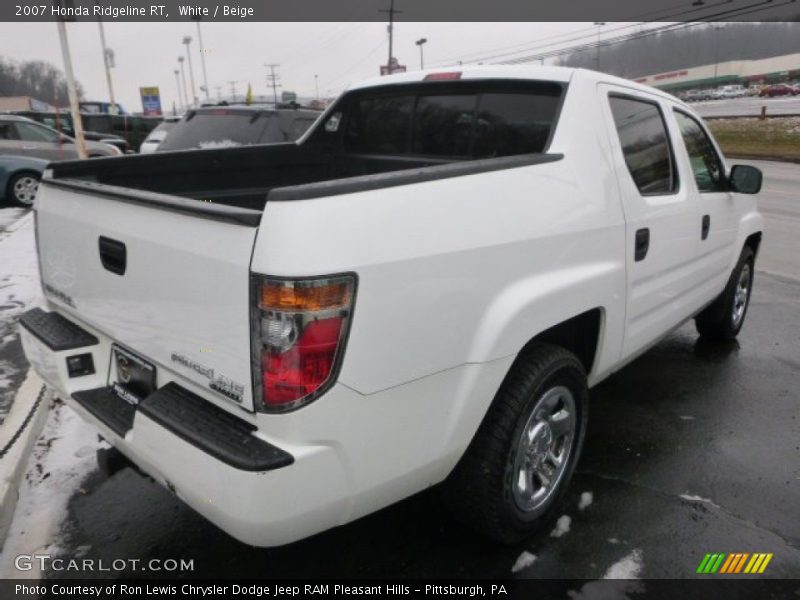 White / Beige 2007 Honda Ridgeline RT