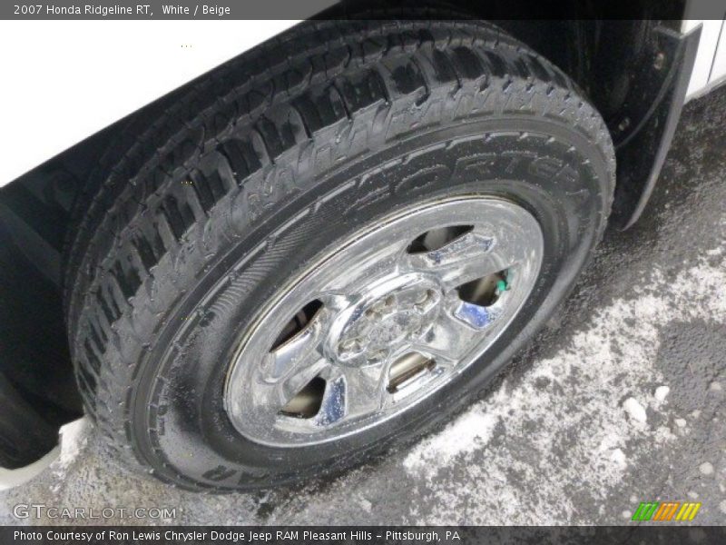 White / Beige 2007 Honda Ridgeline RT