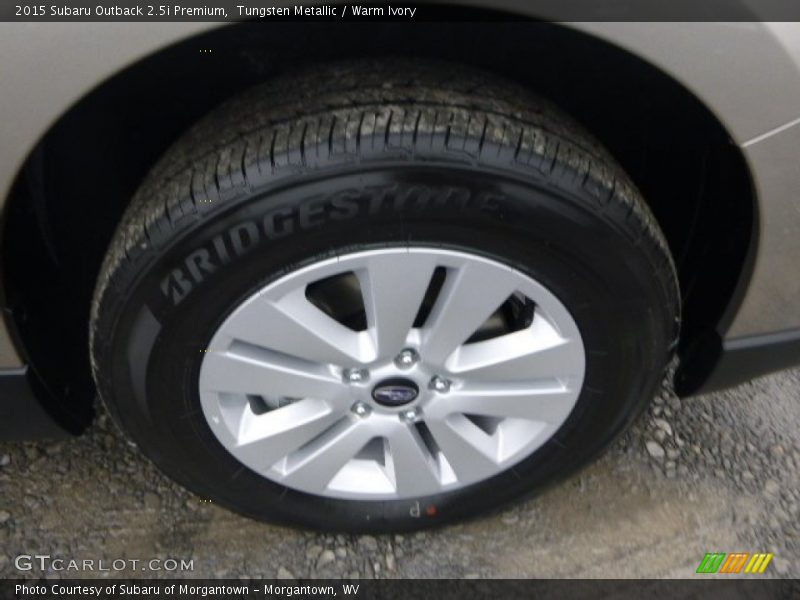 Tungsten Metallic / Warm Ivory 2015 Subaru Outback 2.5i Premium