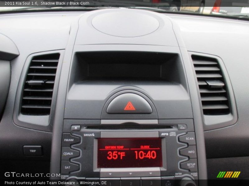 Shadow Black / Black Cloth 2011 Kia Soul 1.6