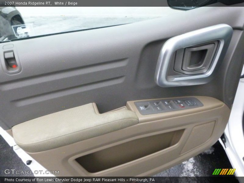 White / Beige 2007 Honda Ridgeline RT