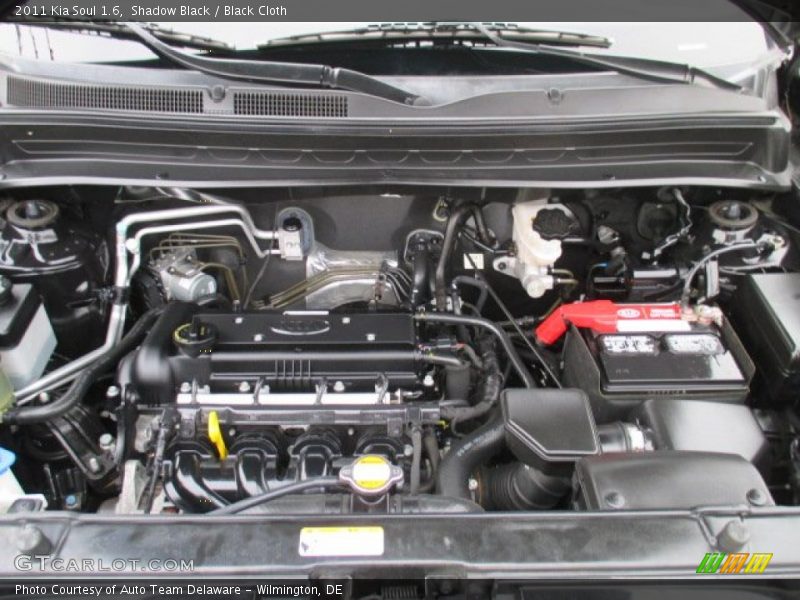 Shadow Black / Black Cloth 2011 Kia Soul 1.6