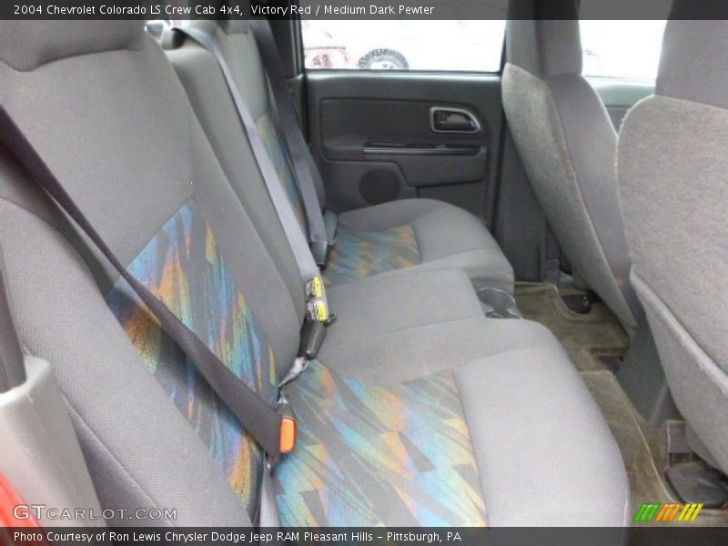 Victory Red / Medium Dark Pewter 2004 Chevrolet Colorado LS Crew Cab 4x4