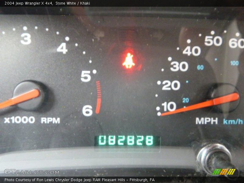 Stone White / Khaki 2004 Jeep Wrangler X 4x4