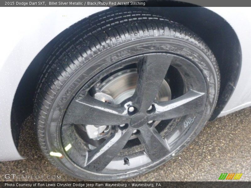 Billet Silver Metallic / Black/Ruby Red Accent Stitching 2015 Dodge Dart SXT