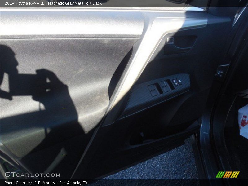 Magnetic Gray Metallic / Black 2014 Toyota RAV4 LE