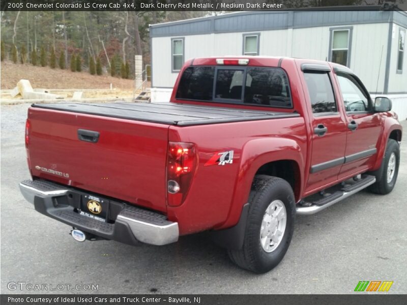 Dark Cherry Red Metallic / Medium Dark Pewter 2005 Chevrolet Colorado LS Crew Cab 4x4