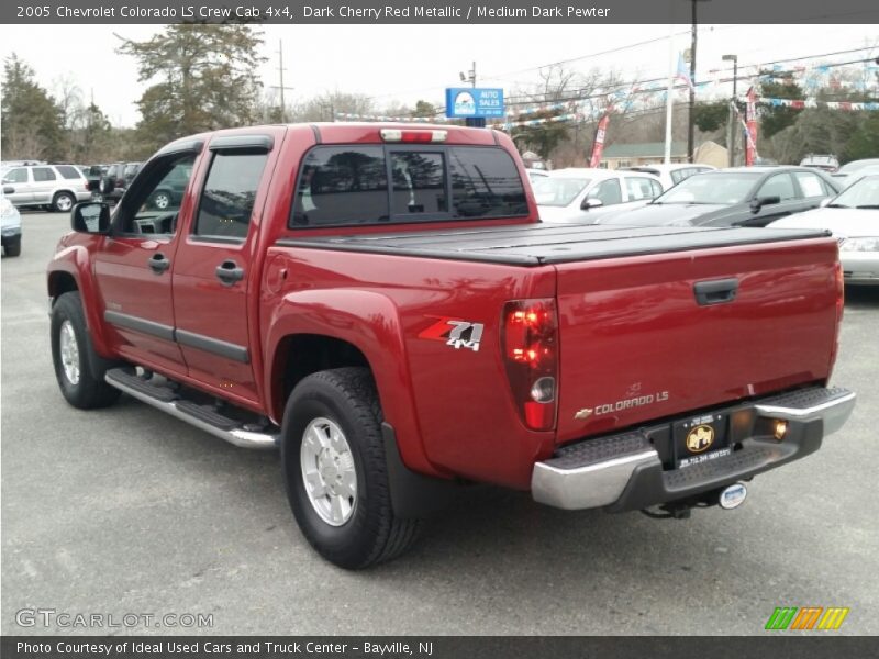 Dark Cherry Red Metallic / Medium Dark Pewter 2005 Chevrolet Colorado LS Crew Cab 4x4