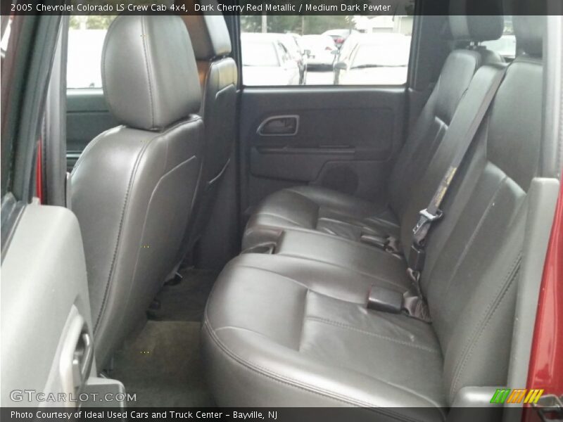 Dark Cherry Red Metallic / Medium Dark Pewter 2005 Chevrolet Colorado LS Crew Cab 4x4