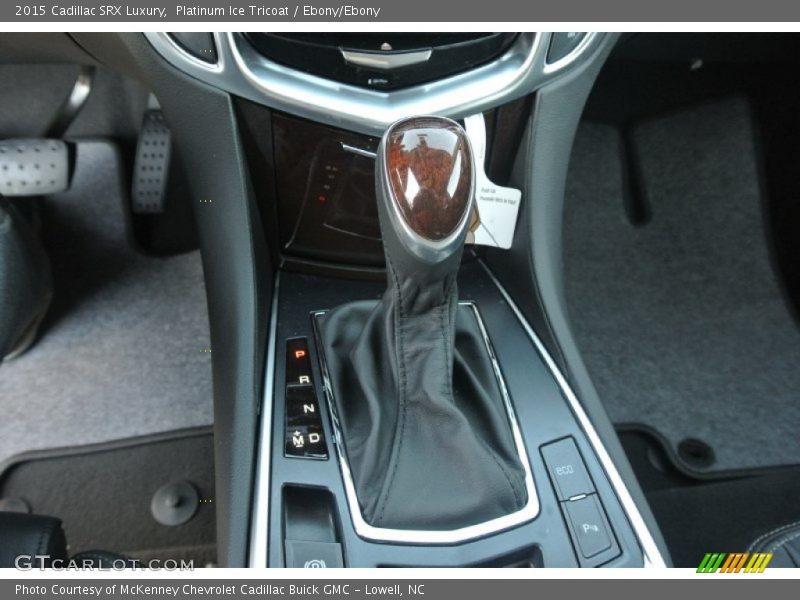Platinum Ice Tricoat / Ebony/Ebony 2015 Cadillac SRX Luxury