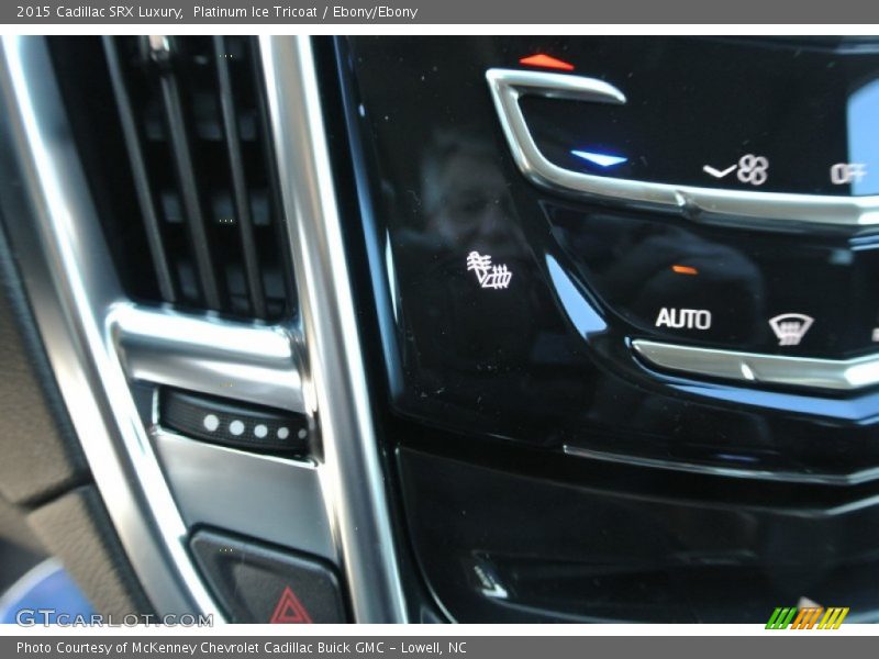 Platinum Ice Tricoat / Ebony/Ebony 2015 Cadillac SRX Luxury