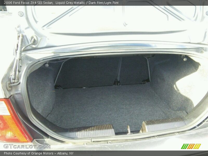 Liquid Grey Metallic / Dark Flint/Light Flint 2006 Ford Focus ZX4 SES Sedan