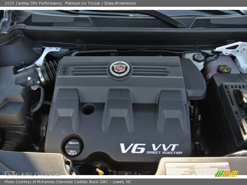 Platinum Ice Tricoat / Shale/Brownstone 2015 Cadillac SRX Performance